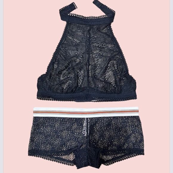 Victorias Secret crochet lace Set Unlined High Neck bralette bra & shortie panty - Picture 3 of 6